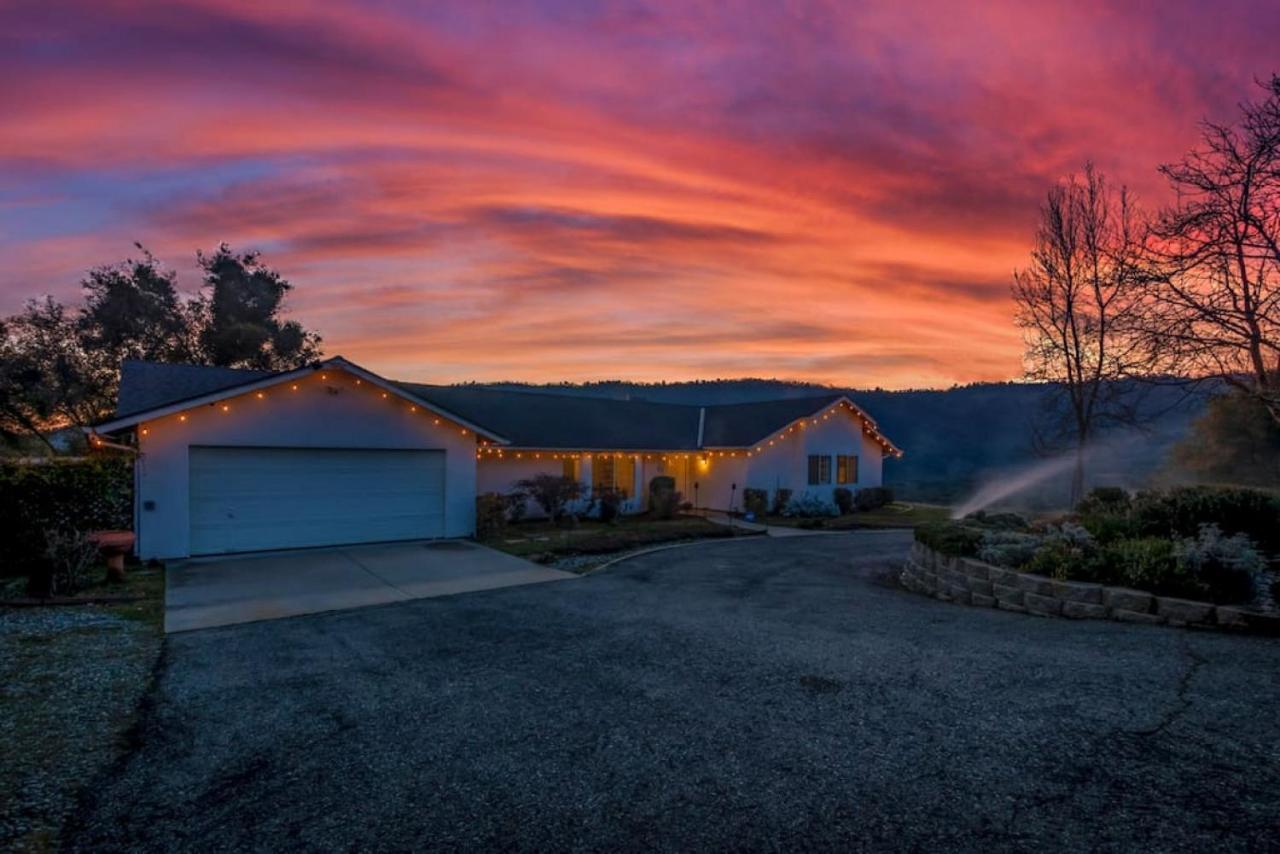 אהוואני Fairy Tale 13-Acre Sunset Villa At Windy Gap Valley Near Yosemite מראה חיצוני תמונה